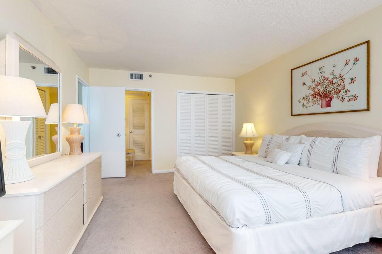 THE ALEXANDER MIAMI BEACH APARTMENT